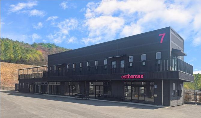 Esthemax facility